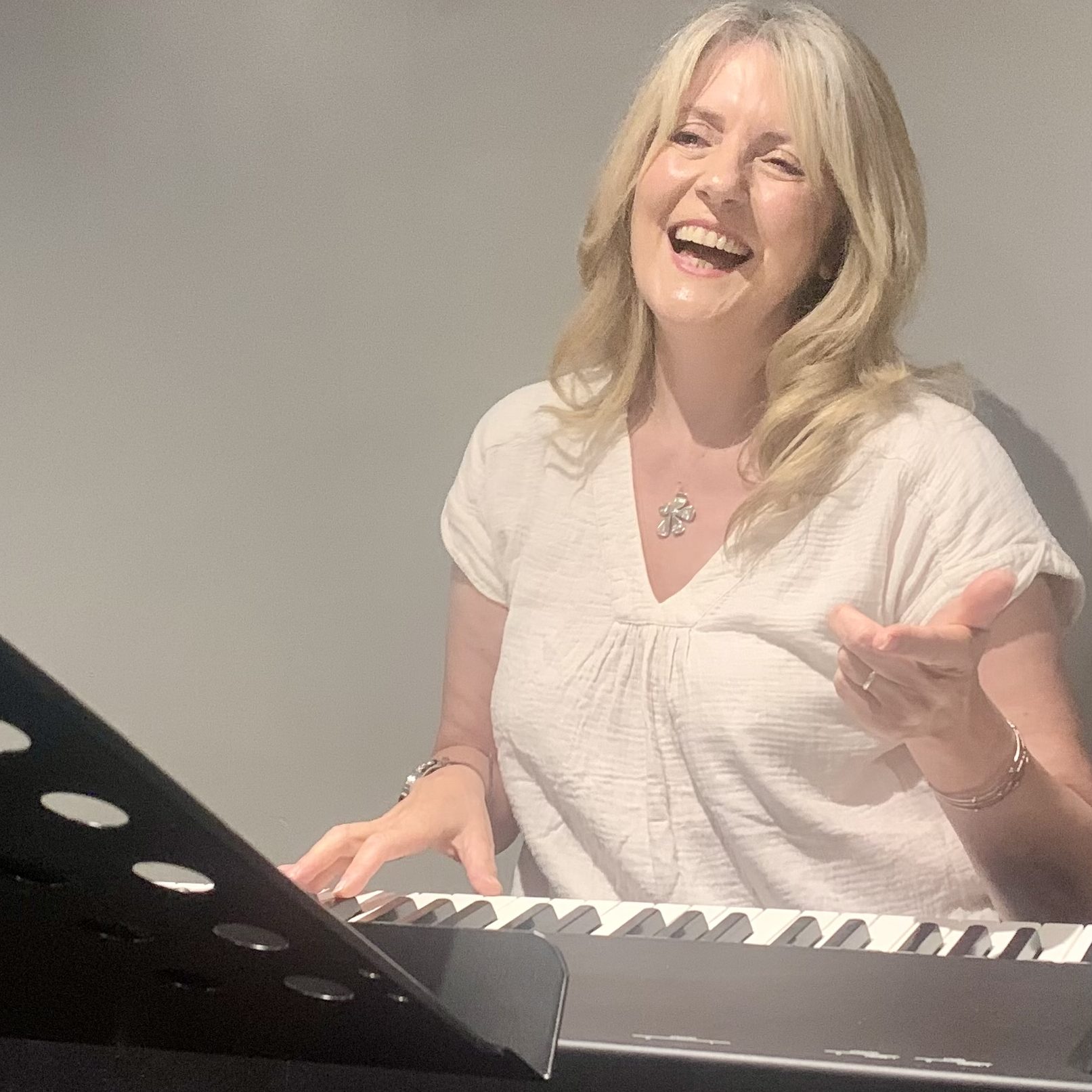 Singing lessons Lowestoft